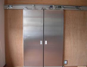 草莓成人在线观看