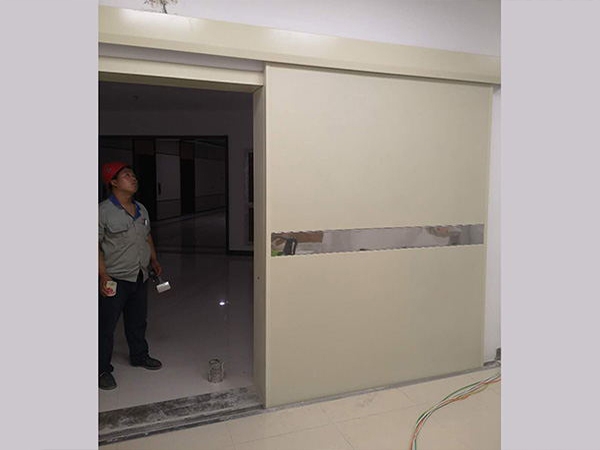 草莓成人在线观看