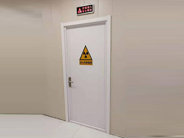 铅门.jpg 铅门.jpg